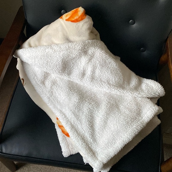 Pumpkin plush throw blanket - Picture 2 of 3